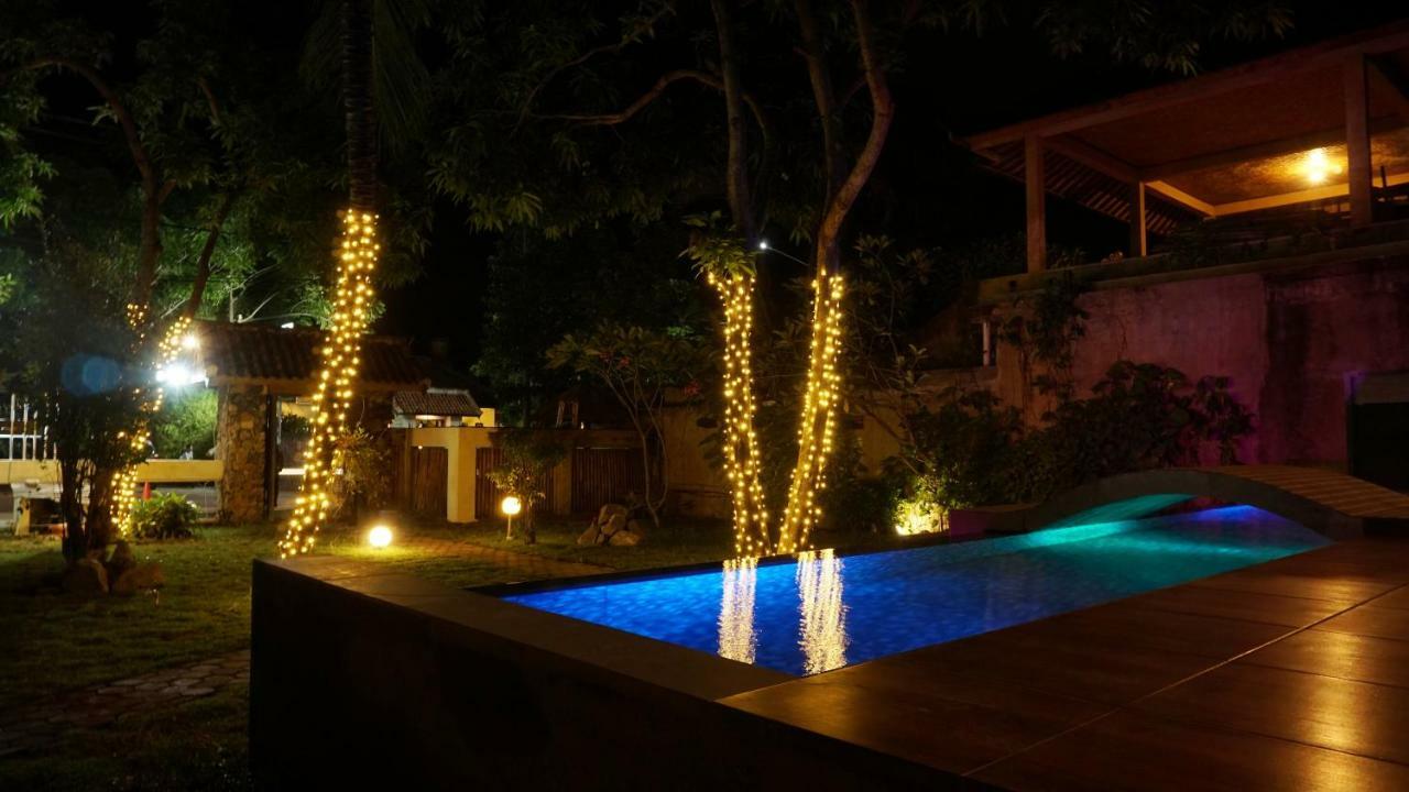 The Inn Sunsethouse Senggigi Exteriör bild