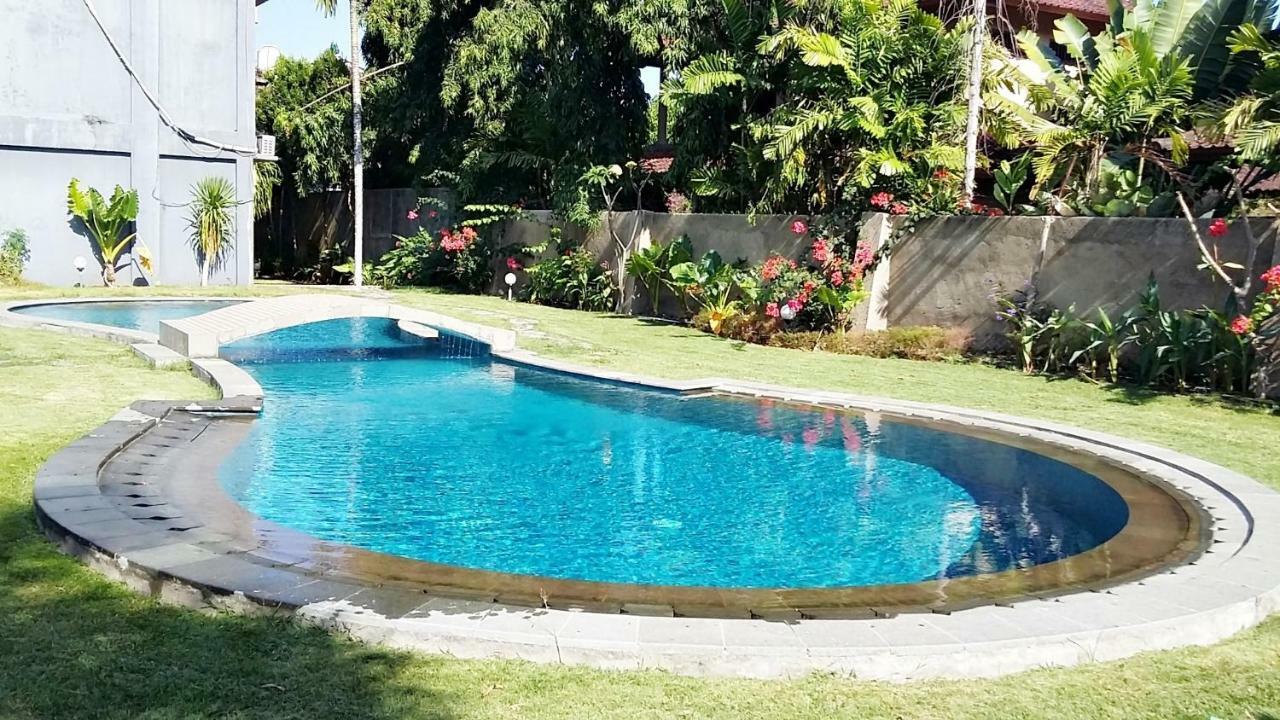 The Inn Sunsethouse Senggigi Exteriör bild